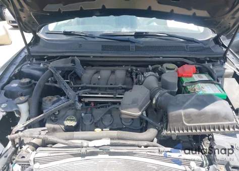 2016 Ford Taurus Se z USA, uszkodzony, nr VIN 1FAHP2D8XGG128277